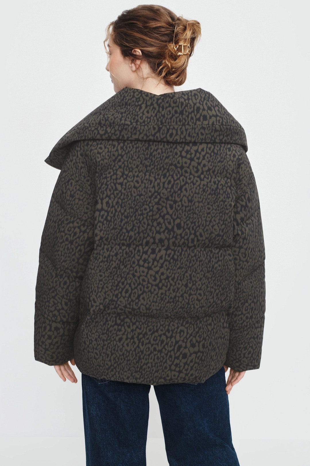 Cloud Weight Short Puffer Jacket by Sweaty Betty 2