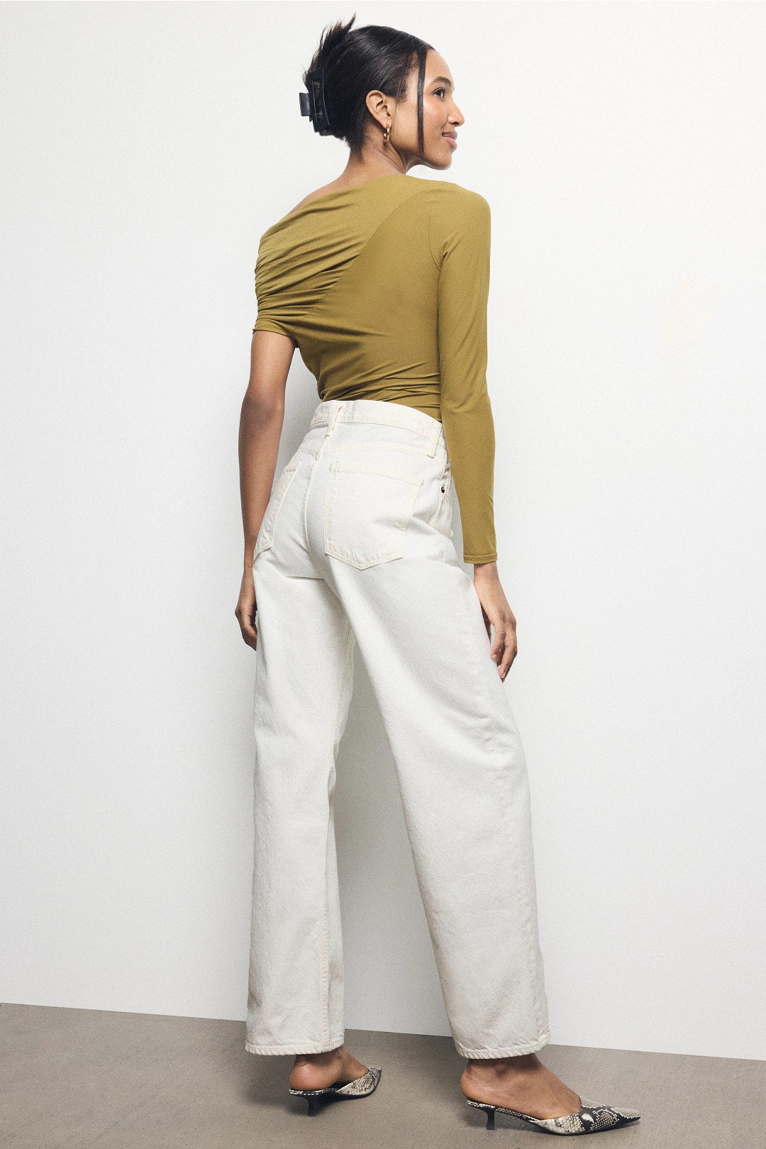 Arc Barrel Jeans by AGOLDE 2