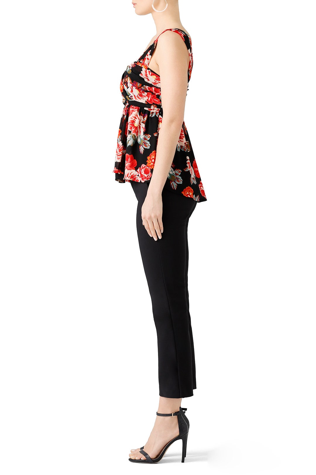 Floral Brielle Top by ASTR the Label 2