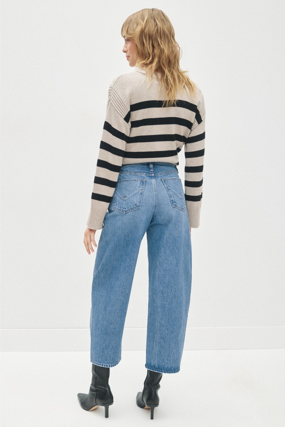 Bailey Barrel Ankle Jeans by Hudson 2