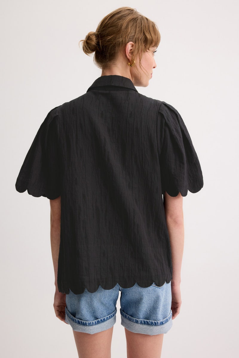 Marabelle Solid Scalloped Shirt by Hofmann Copenhagen - Photo 2
