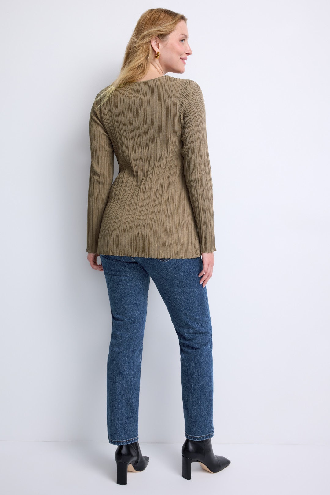 Heaven Slim Overbelly Jeans by soon maternity 2