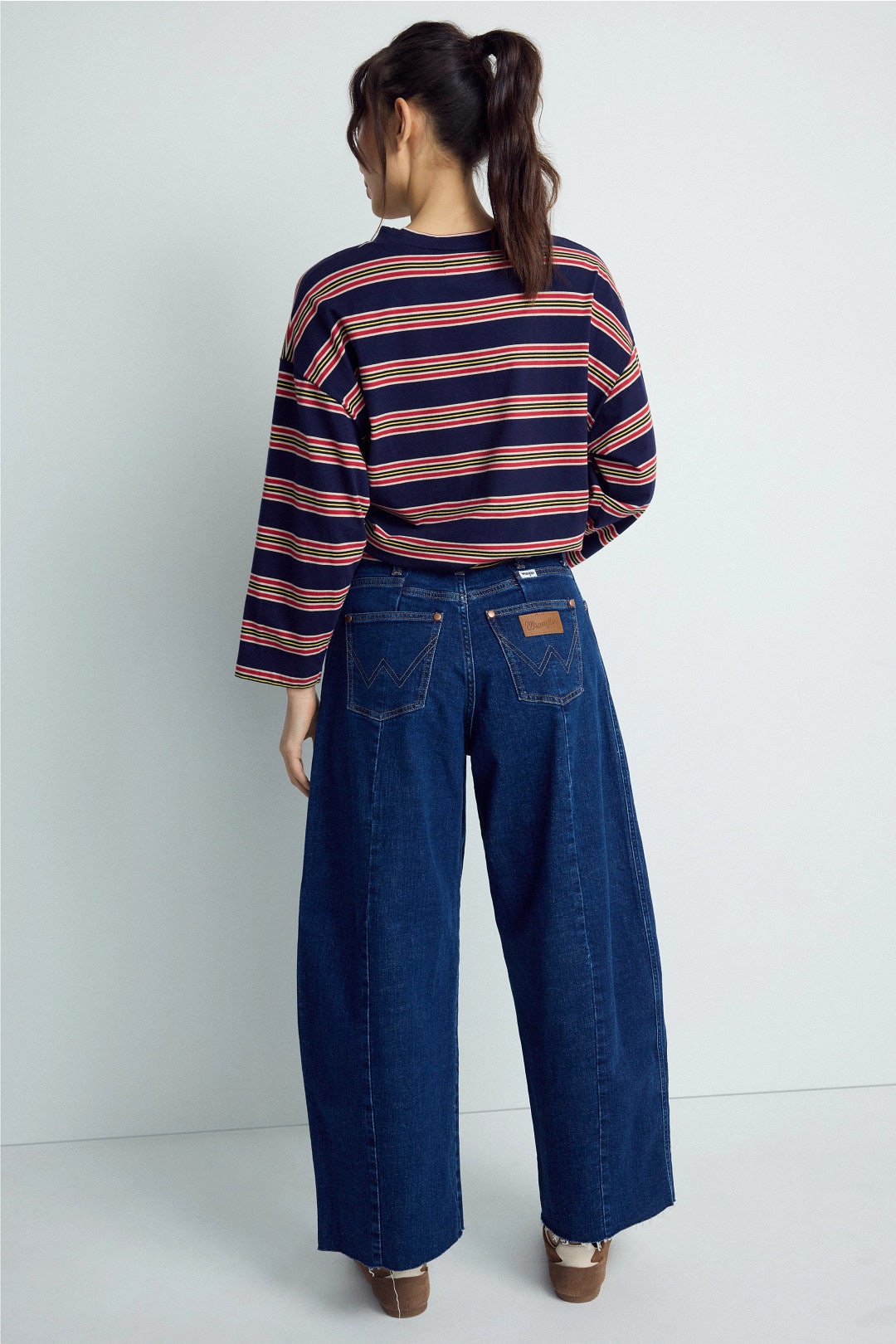 Cowboy Barrel Jeans by WRANGLER 2