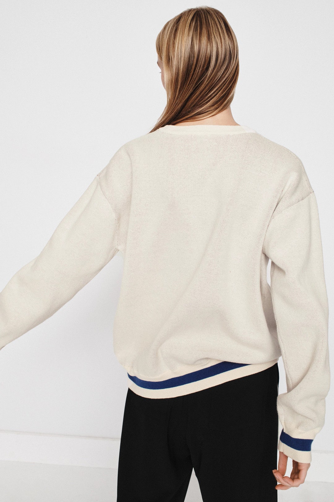 Knicks Crew Neck Sweater by Terez 2