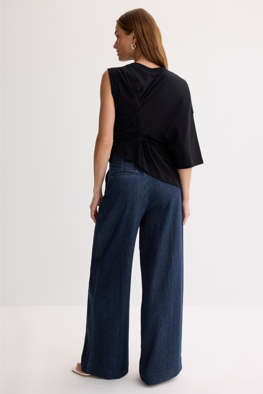 Hepburn Wide Leg Pleated Jeans