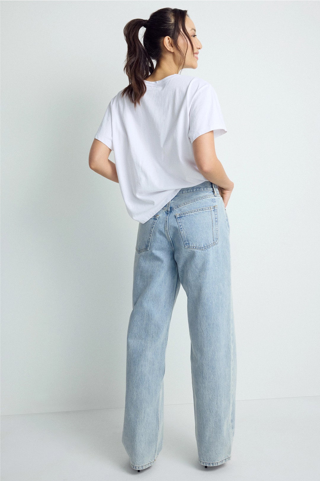 Everyday Light Wash Mid Rise Straight Leg Jeans by Still Here 2