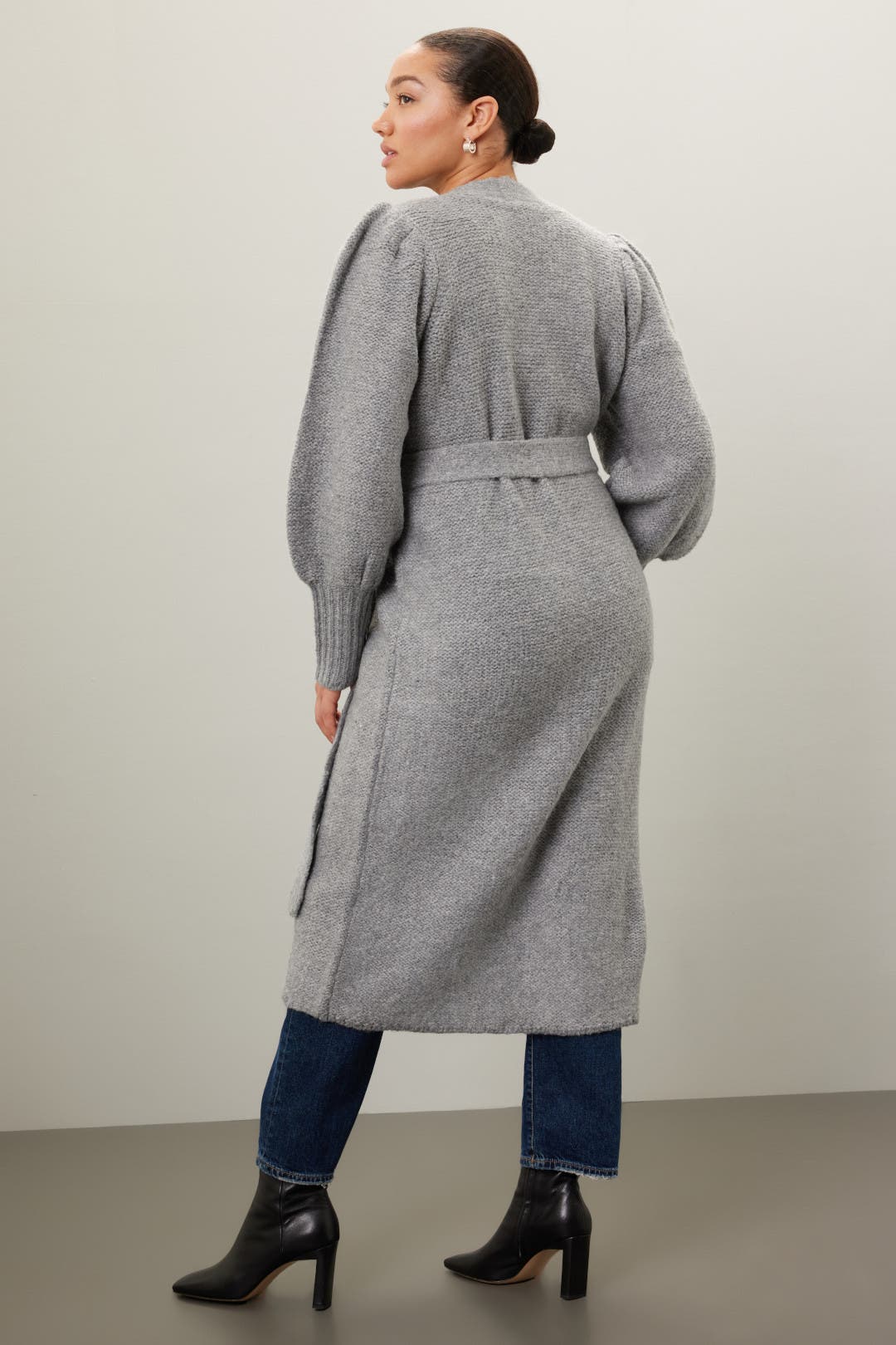 kioc' カレッジロゴフーディ　チャコールグレー kioc' カレッジロゴフーディ チャコールグレー 山下幸輝KIOC'カレッジ