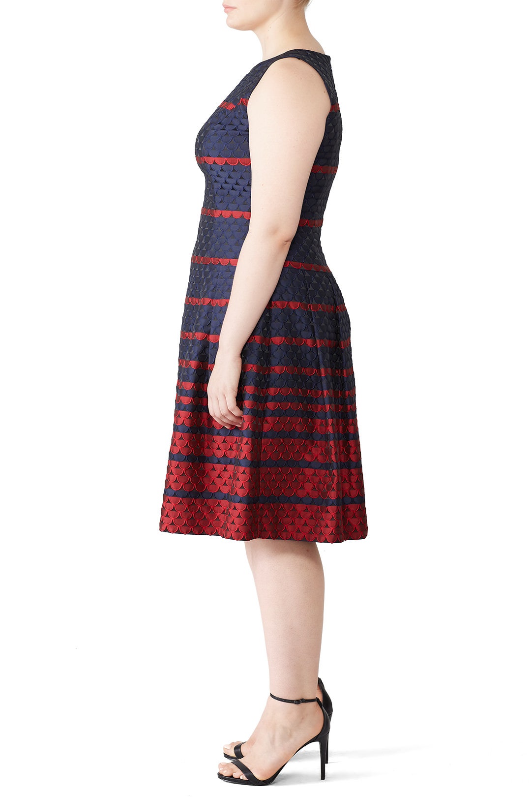 Scallop Flare Dress by Carmen Marc Valvo 6