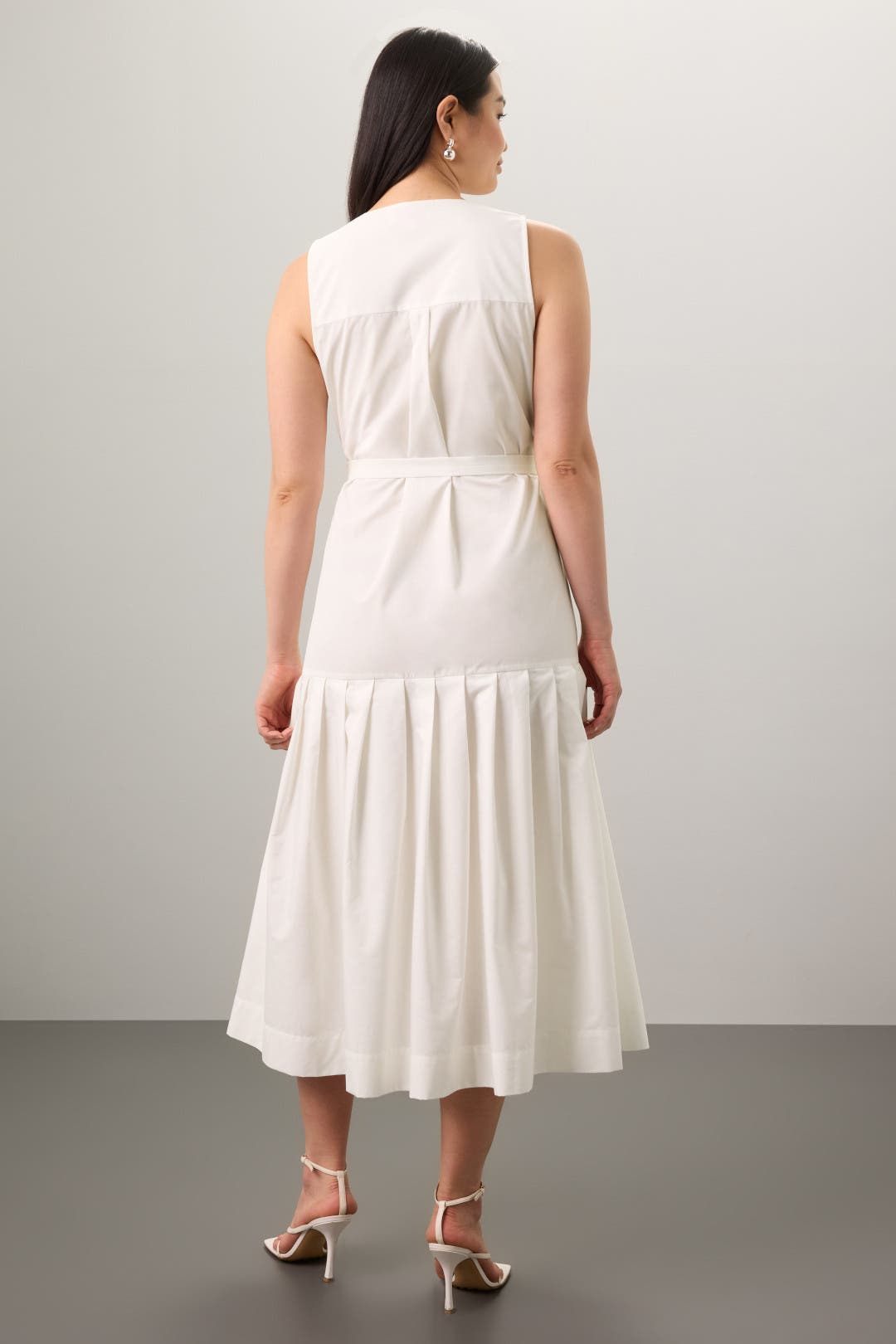 ◆RE RHEE◆ PLEATED DETAIL MIDI DRESS WHITE Sleeveless White Pleated Midi Dress by Eudon Choi x RTR