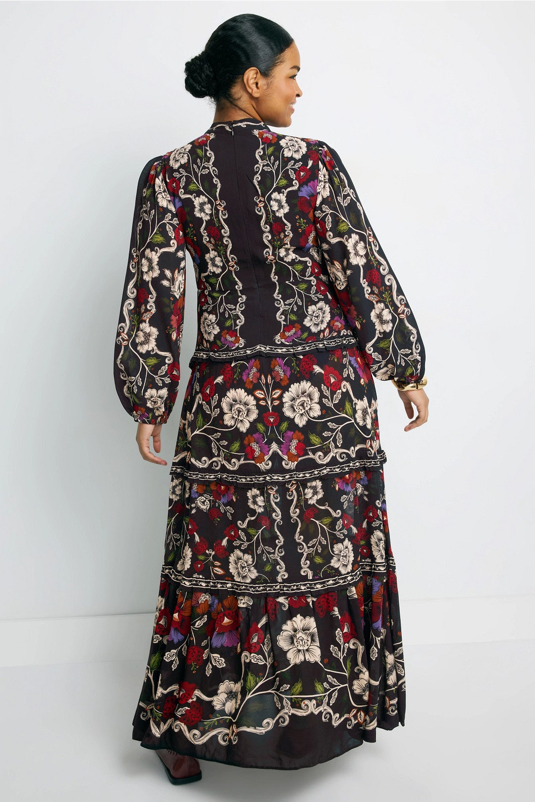 Rococo Flowers Tiered Maxi Dress by FARM Rio 7