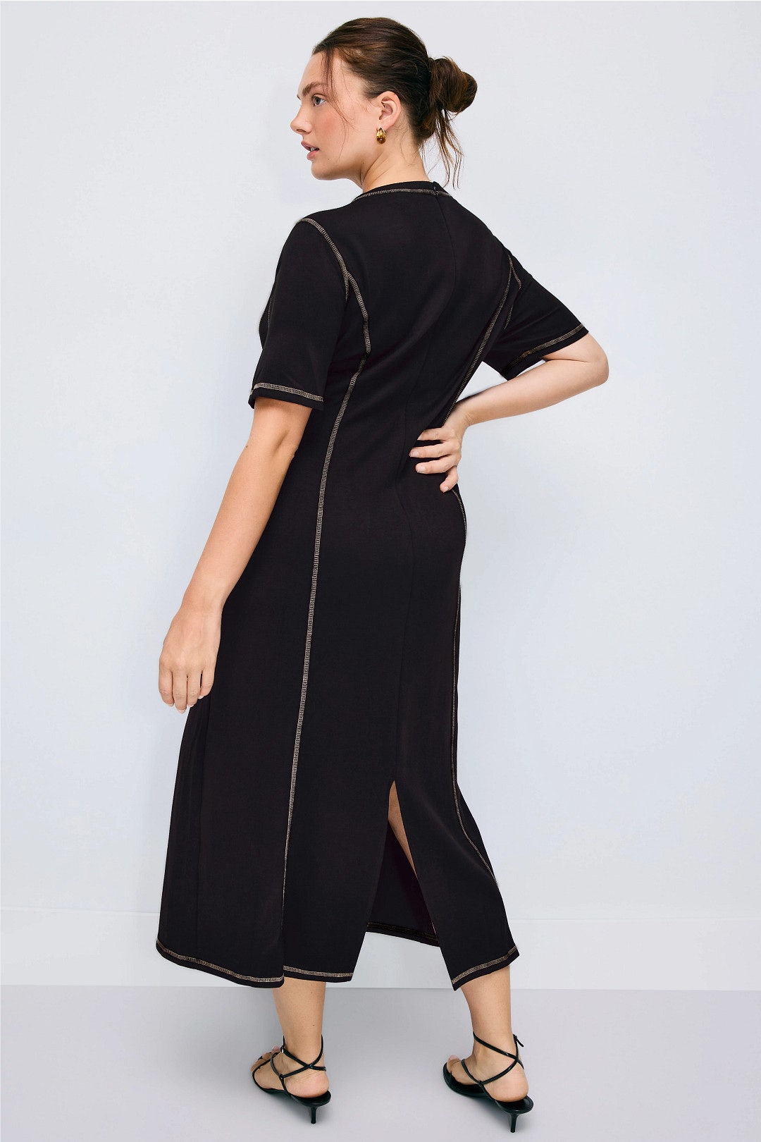 Colorfast Short Sleeve Dress by Donna Morgan 7