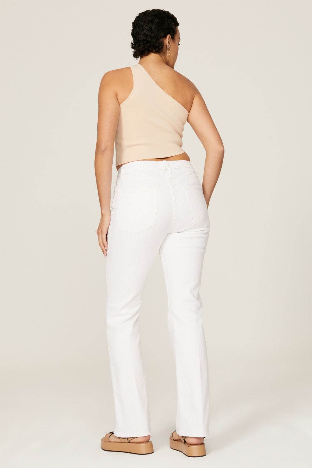 Good Classic Bootcut Jeans by GOOD AMERICAN 7