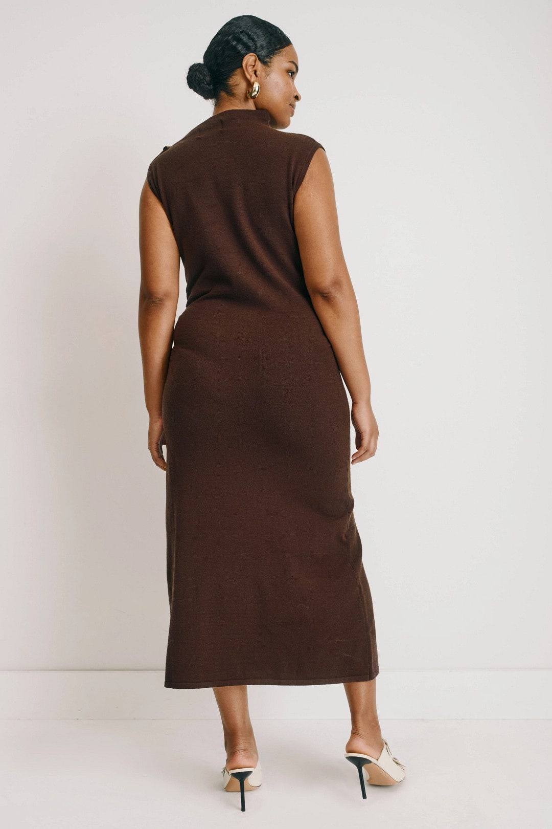 Abel Sleeveless Asymmetric-Neck Dress by Modern Citizen 7