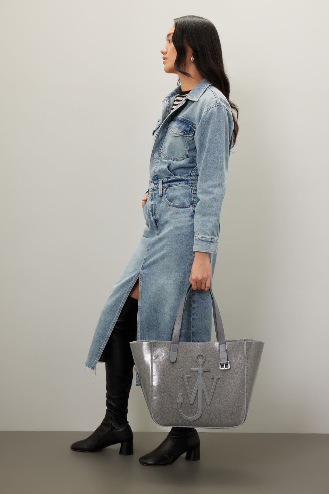 【関税込み】Belt Tote Bag - J.W. Anderson - Leather - White Belt Tote by JW Anderson Accessories | Rent the Runway