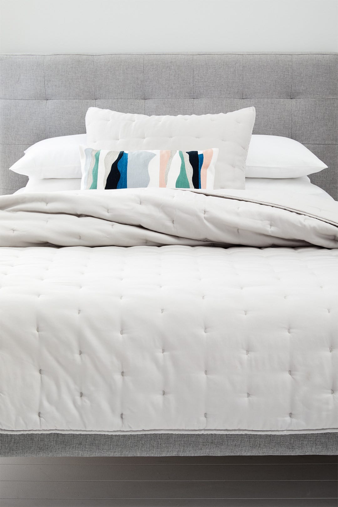 Full/Queen Crescent Stitch Quilted Bundle by West Elm 1