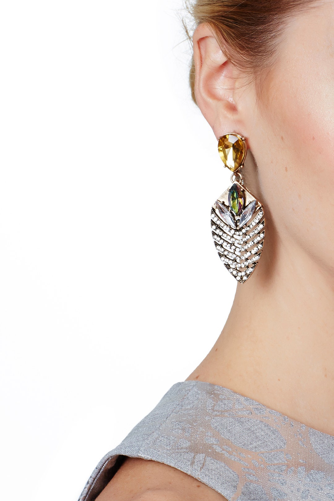 Topanga Earrings by Slate & Willow Accessories 2