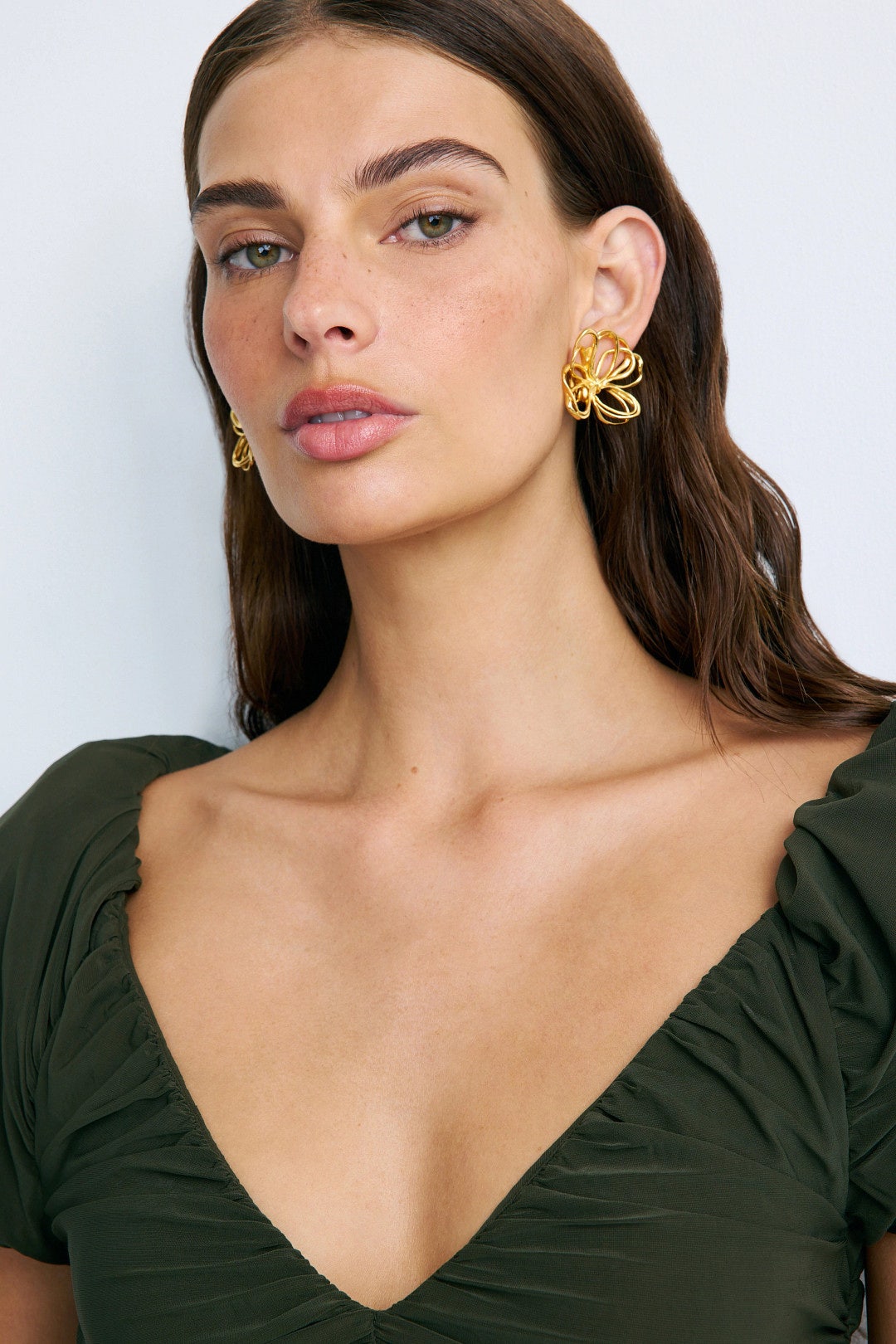 Wire Flower Stud Earrings by Oscar de la Renta 0