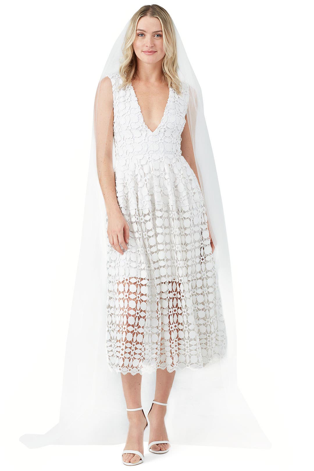 Light Ivory Raw Edge Veil by Ever by Happily Ever Borrowed | Rent
