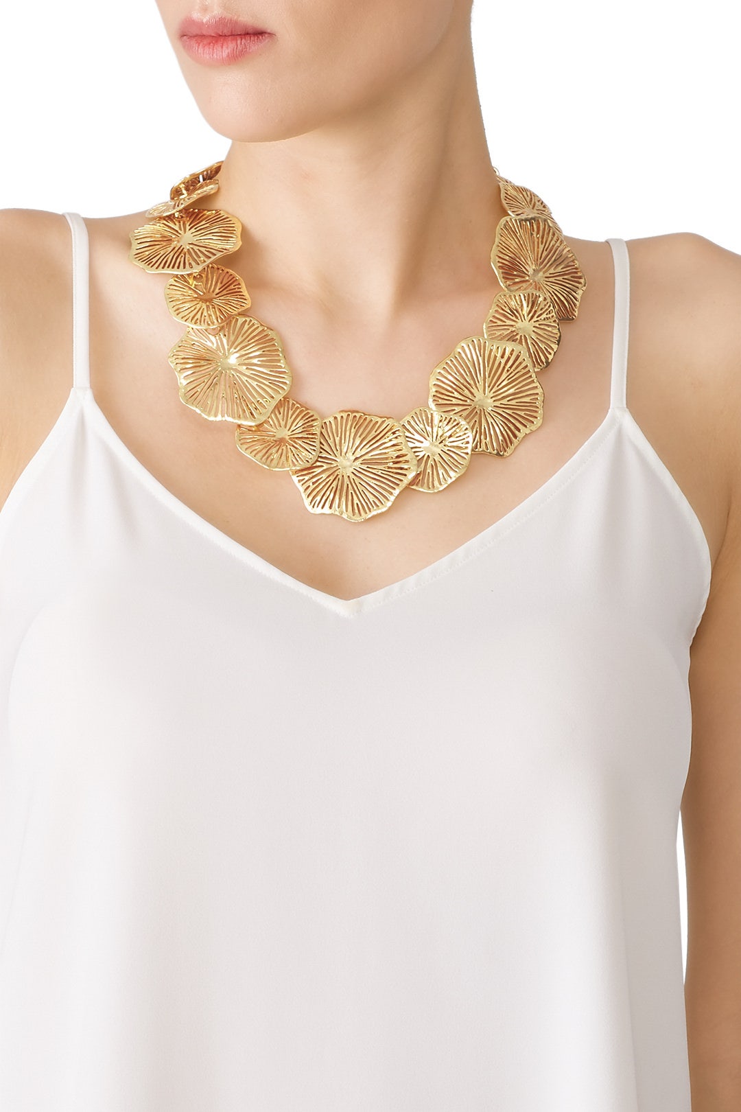 Coral Lace Necklace by Oscar de la Renta 1