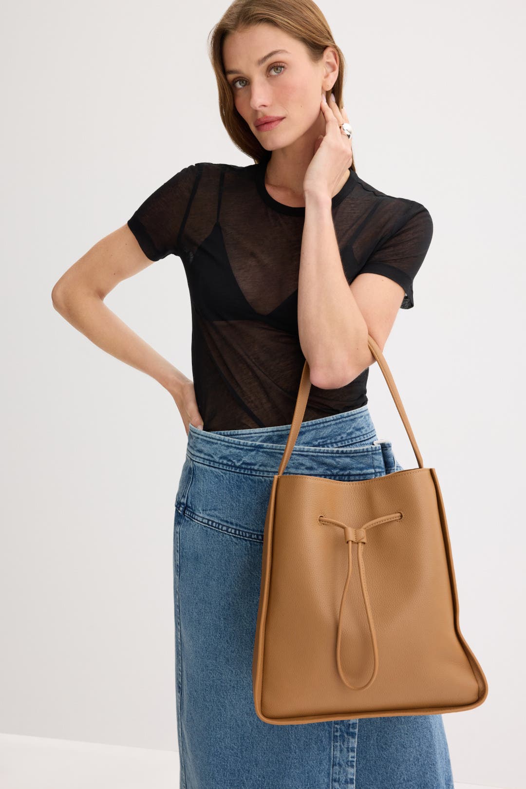 3.1 PHILLIP LIM Soleil large ペブルドレザー バケットバッグ Soleil Large Bucket Drawstring – 3.1 Phillip Lim