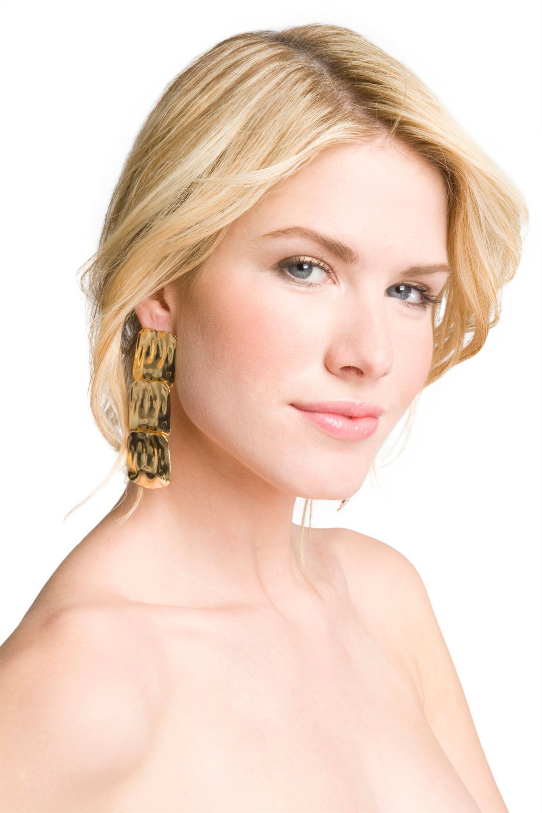 Hammered Squares Earring by Tuleste Market 0