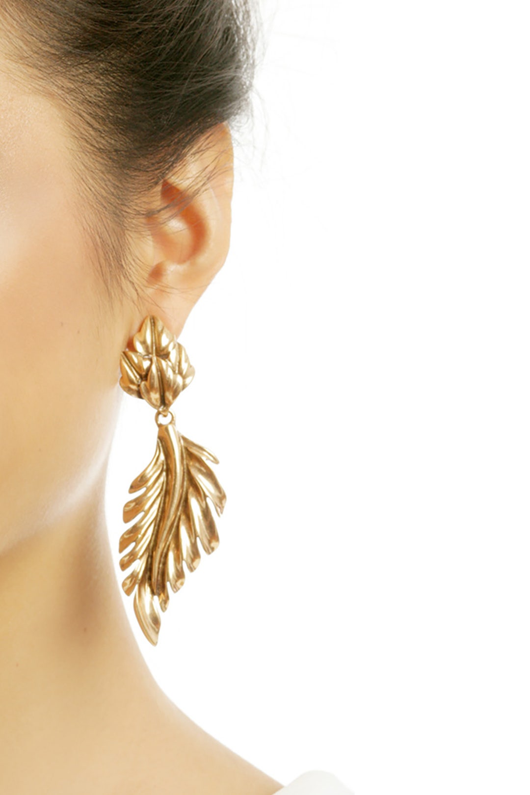 Leaves in the River Drops by Oscar de la Renta 2