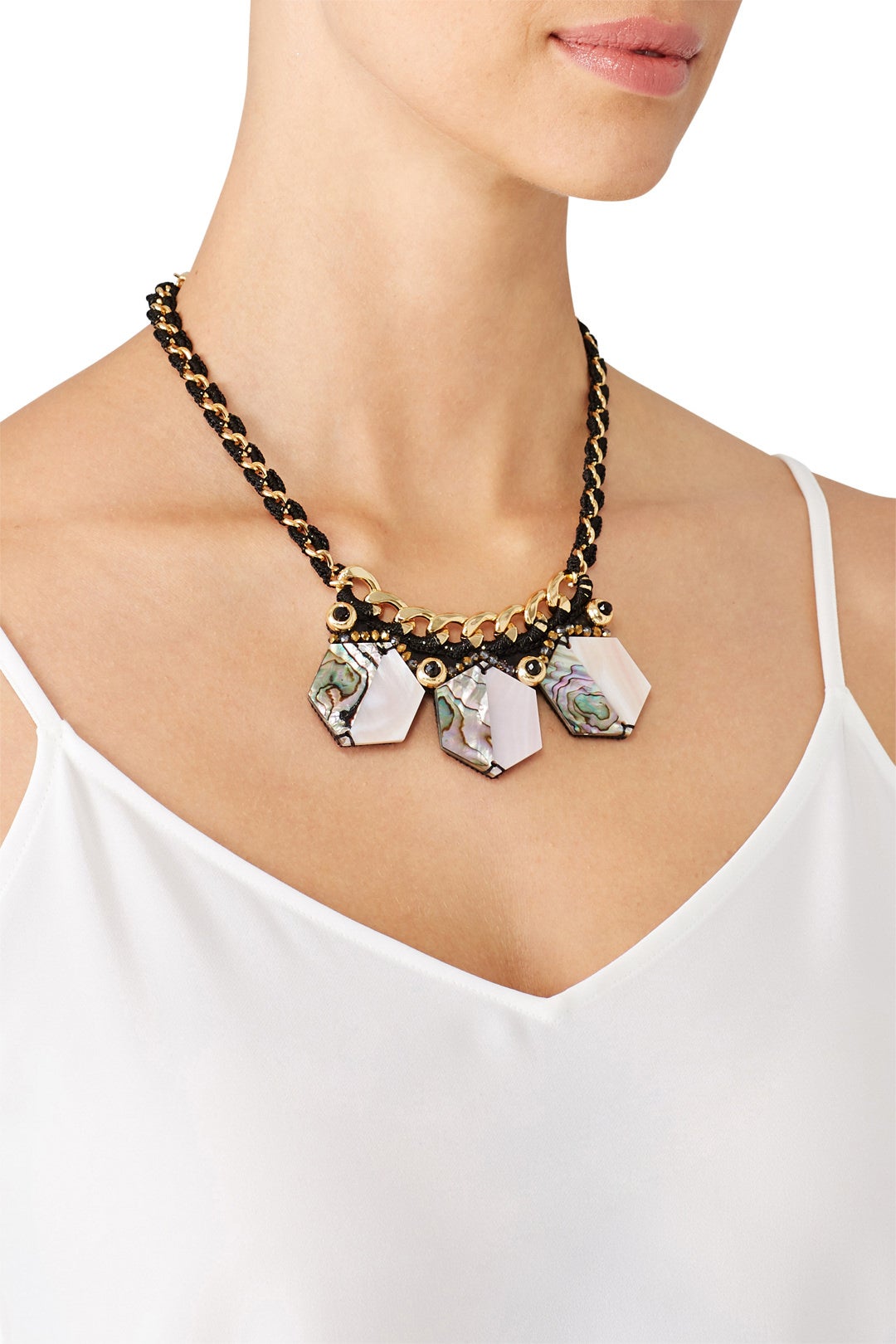 Shun Necklace by Nocturne 2