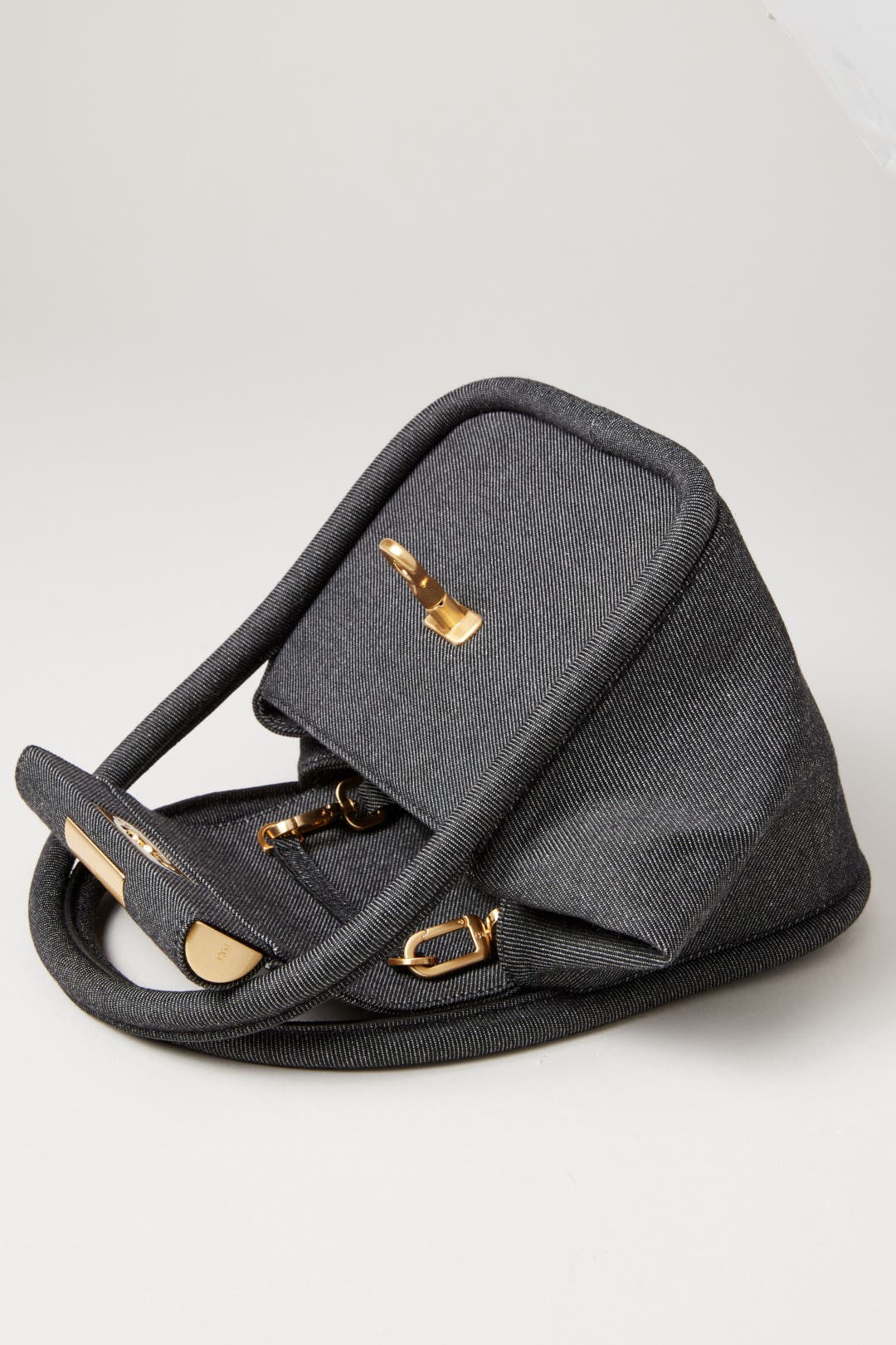Black Love Bag by gu_de | Rent the Runway