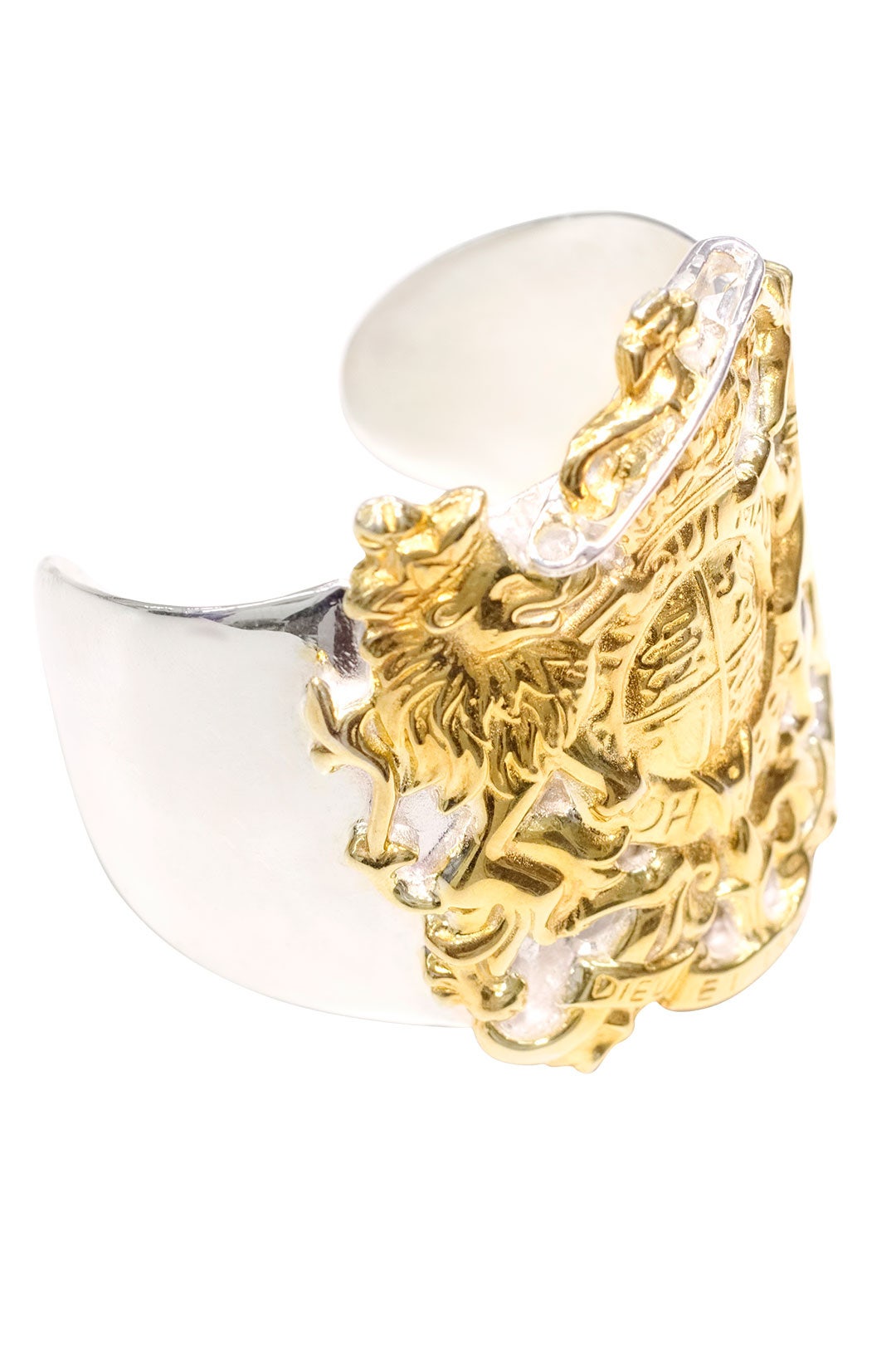 Charm Offensive Seal Cuff by Tom Binns 1