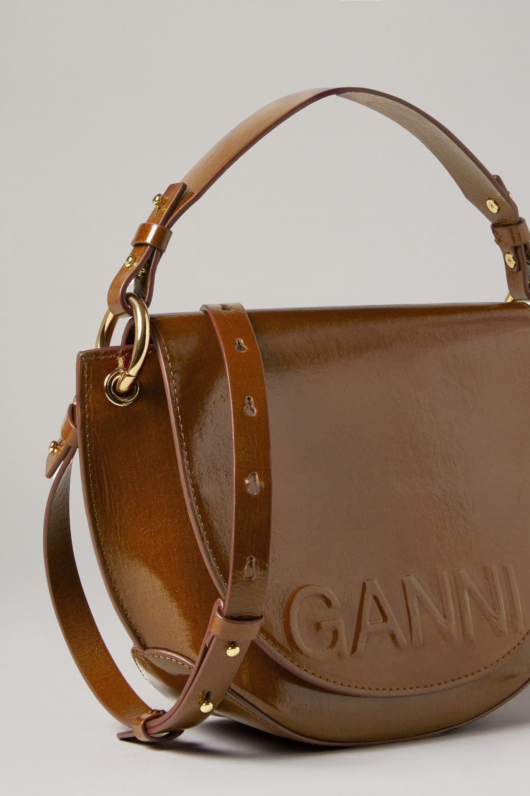 【GANNI】A4476801 BANNER SADDLE TOTE BAG Banner Saddle Bag by GANNI | Rent the Runway