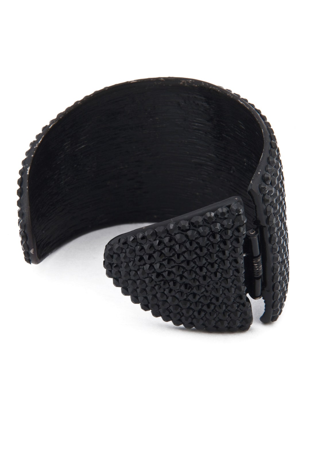 Red Carpet Cuff by Kenneth Jay Lane 1