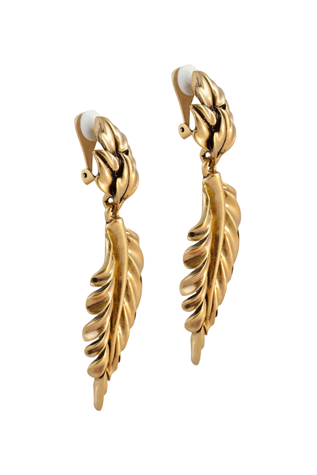 Leaves in the River Drops by Oscar de la Renta 1