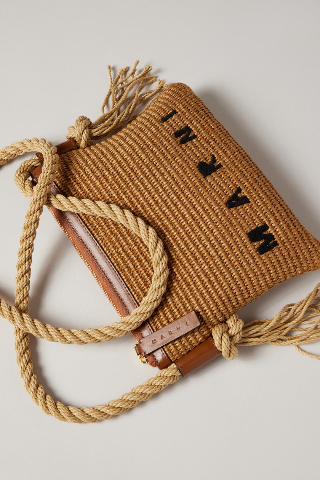 【MARNI】Marcel Zip Pochette  ★関税送料込み★ MRA30.jpg